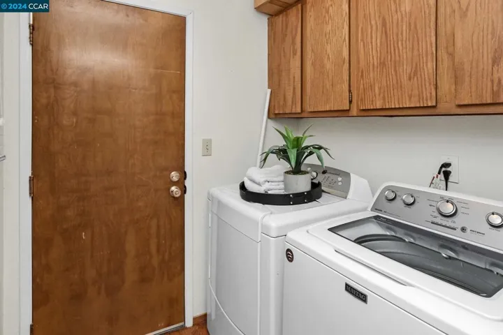 6 Donegal Way, Martinez, California 94553