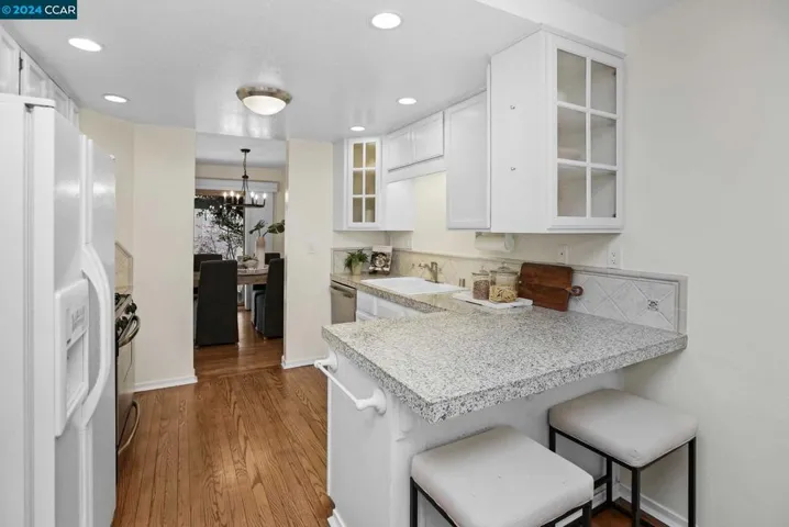 6 Donegal Way, Martinez, California 94553