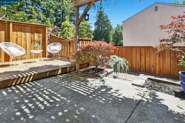 6 Donegal Way, Martinez, California 94553
