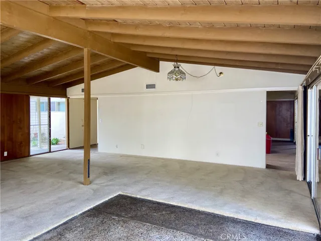 Living Rm