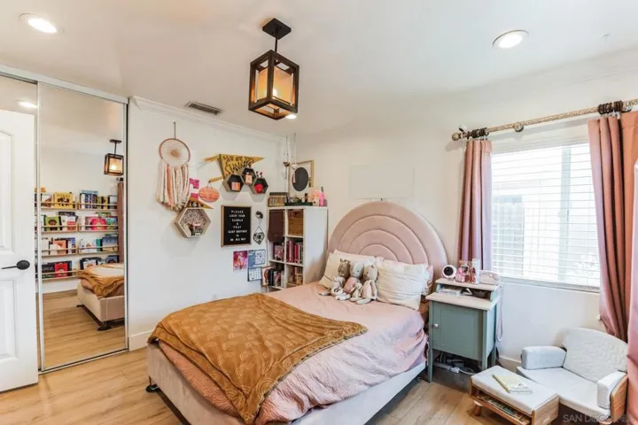 5173 Ewing St, San Diego, California 92115