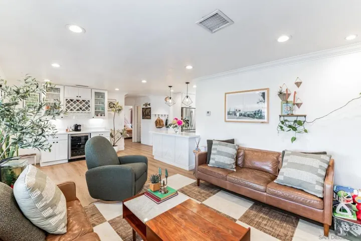 5173 Ewing St, San Diego, California 92115