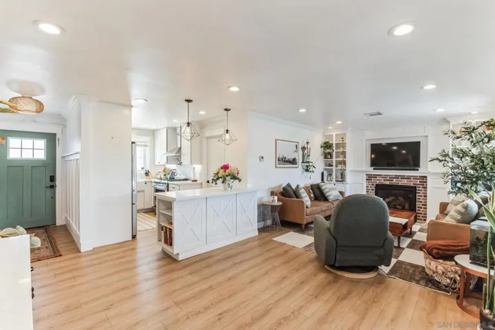 5173 Ewing St, San Diego, California 92115