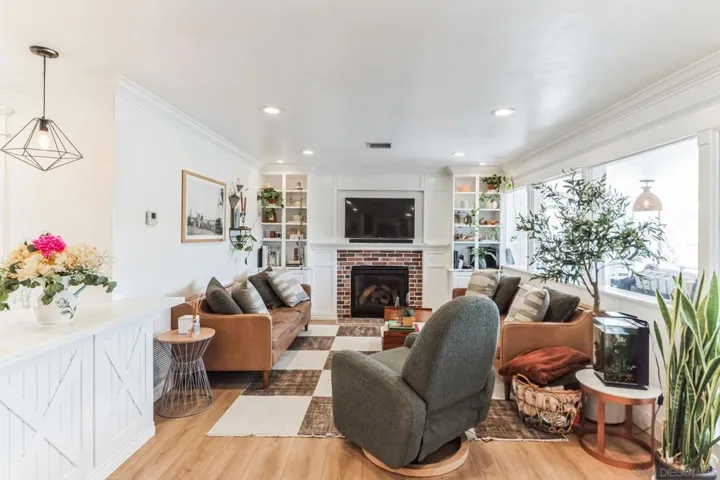 5173 Ewing St, San Diego, California 92115