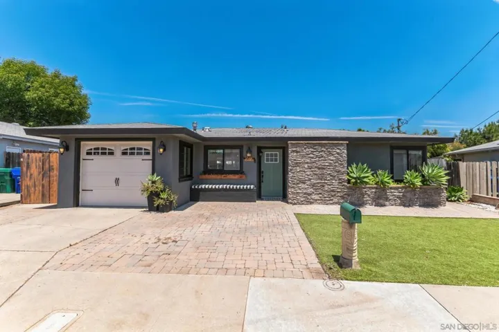 5173 Ewing St, San Diego, California 92115