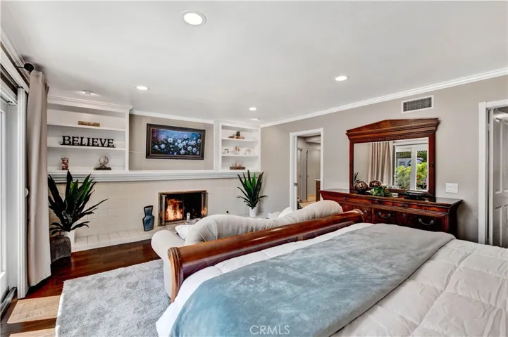 17568 Oak Street, Fountain Valley, California 92708