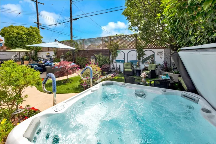 17568 Oak Street, Fountain Valley, California 92708