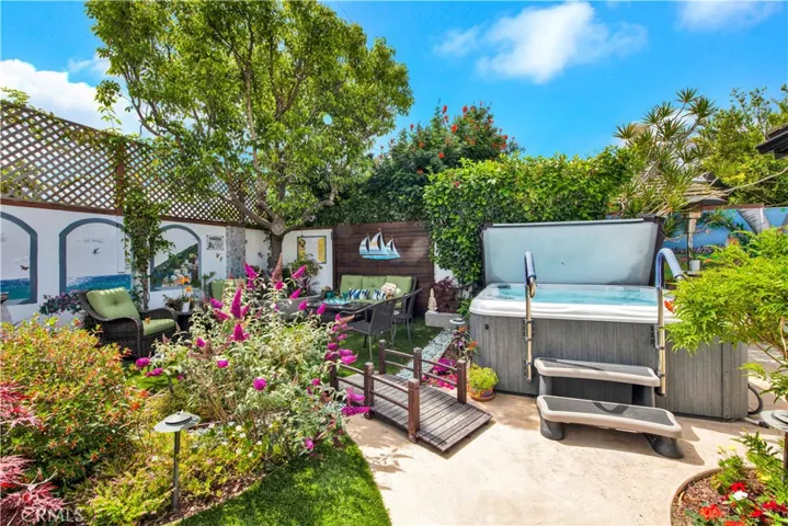 17568 Oak Street, Fountain Valley, California 92708