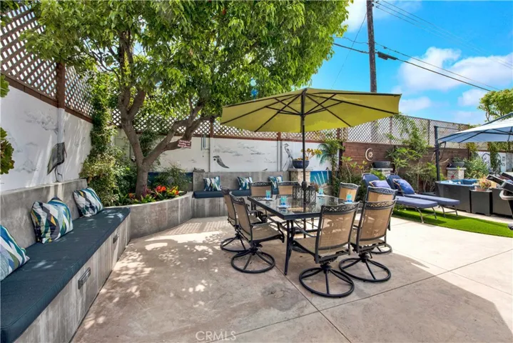 17568 Oak Street, Fountain Valley, California 92708