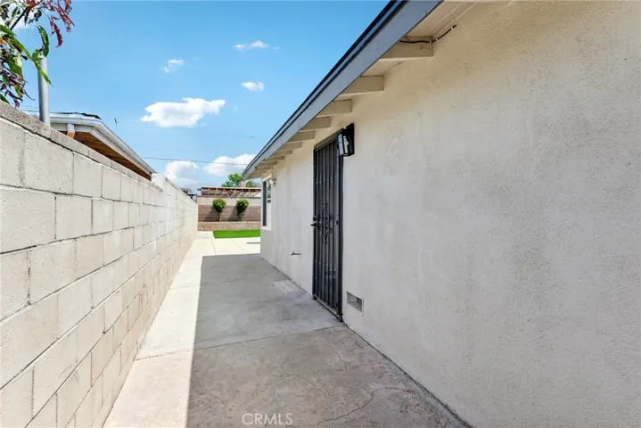 935 E Armstead Street, Azusa, California 91702