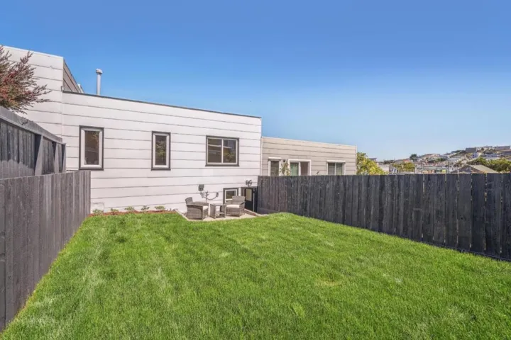 255 Prague Street, San Francisco, California 94112