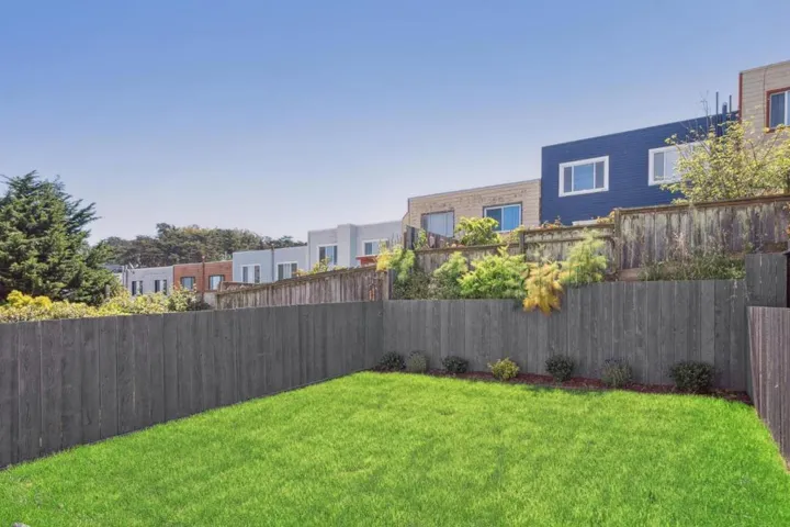 255 Prague Street, San Francisco, California 94112