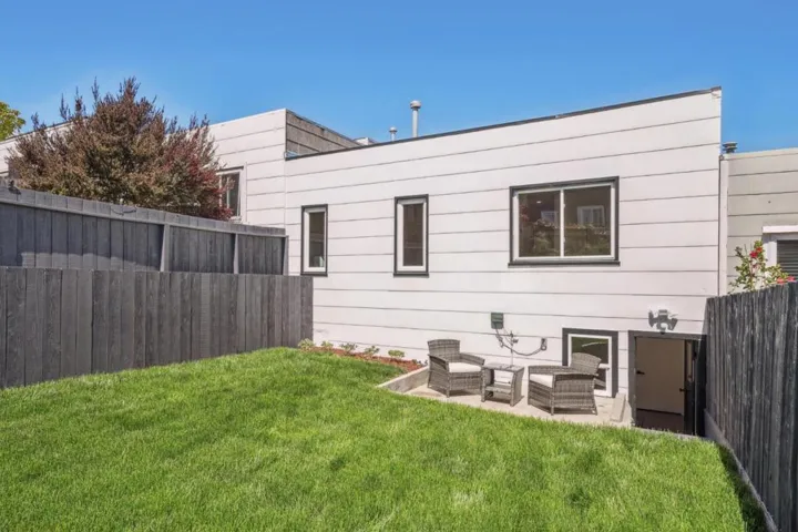 255 Prague Street, San Francisco, California 94112
