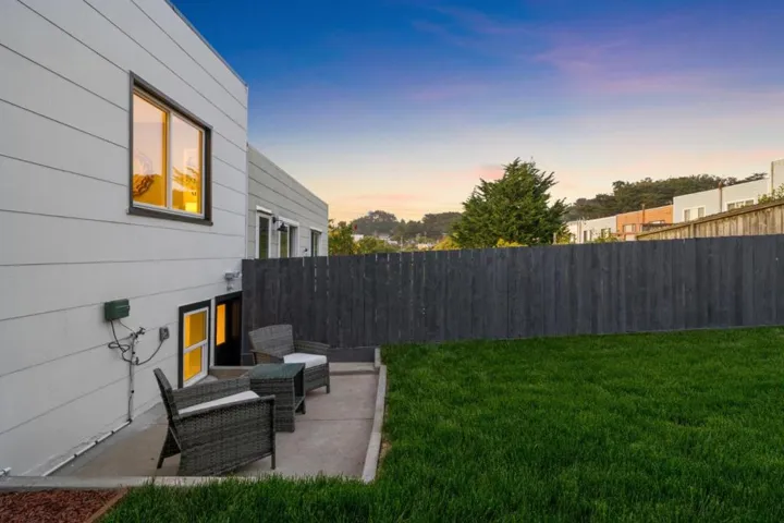 255 Prague Street, San Francisco, California 94112