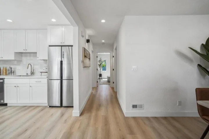 255 Prague Street, San Francisco, California 94112