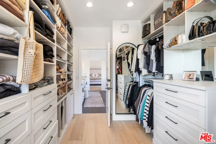 16075 Northfield Street, Pacific Palisades, California 90272