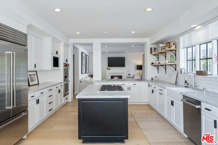 16075 Northfield Street, Pacific Palisades, California 90272