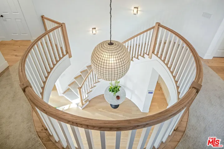 16075 Northfield Street, Pacific Palisades, California 90272