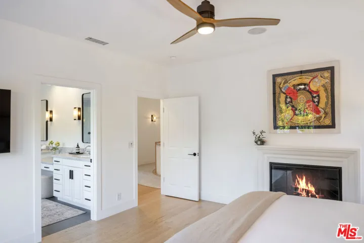 16075 Northfield Street, Pacific Palisades, California 90272