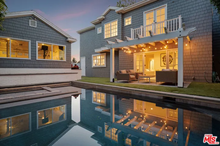 16075 Northfield Street, Pacific Palisades, California 90272