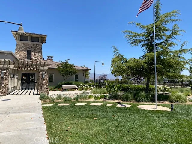 Summit Clubhouse