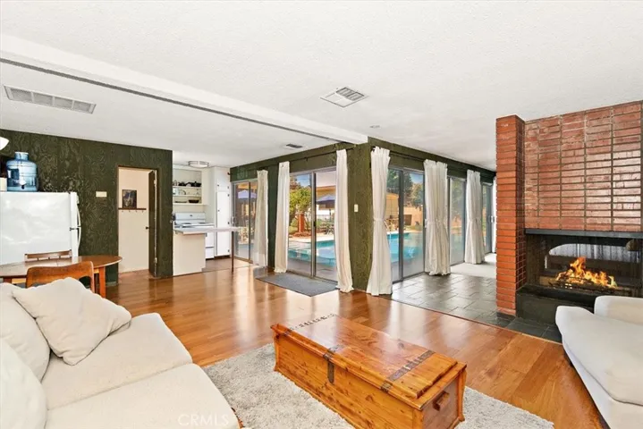8223 Suva Street, Downey, California 90240