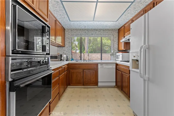 345 N Lakedale, Anaheim Hills, California 92807