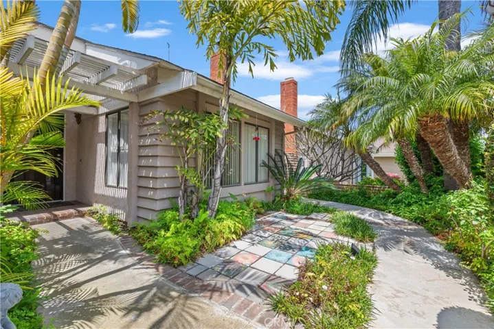 345 N Lakedale, Anaheim Hills, California 92807