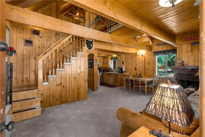 621 Victoria Lane, Sugarloaf, California 92386