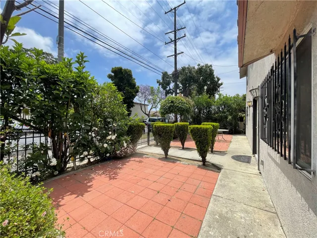 1349 Walnut Avenue, Long Beach, California 90813