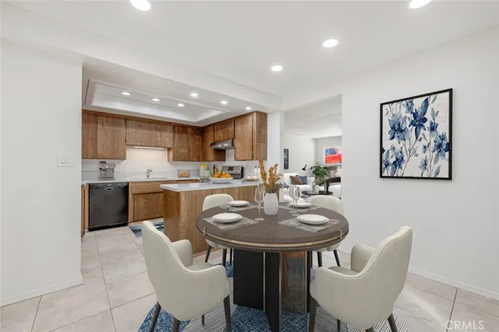 Dining - kitchen