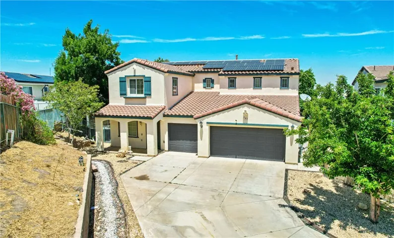 745 Camino Real Avenue, Palmdale, California 93551