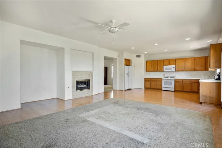 745 Camino Real Avenue, Palmdale, California 93551