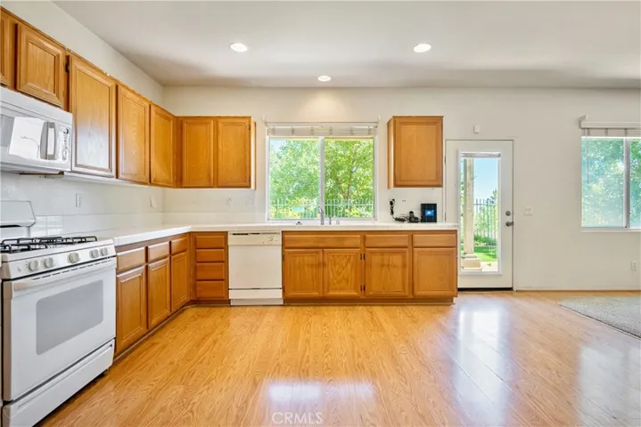745 Camino Real Avenue, Palmdale, California 93551