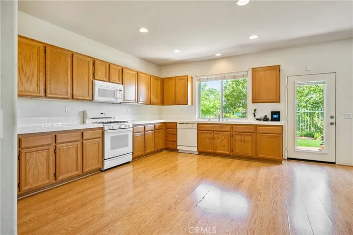 745 Camino Real Avenue, Palmdale, California 93551