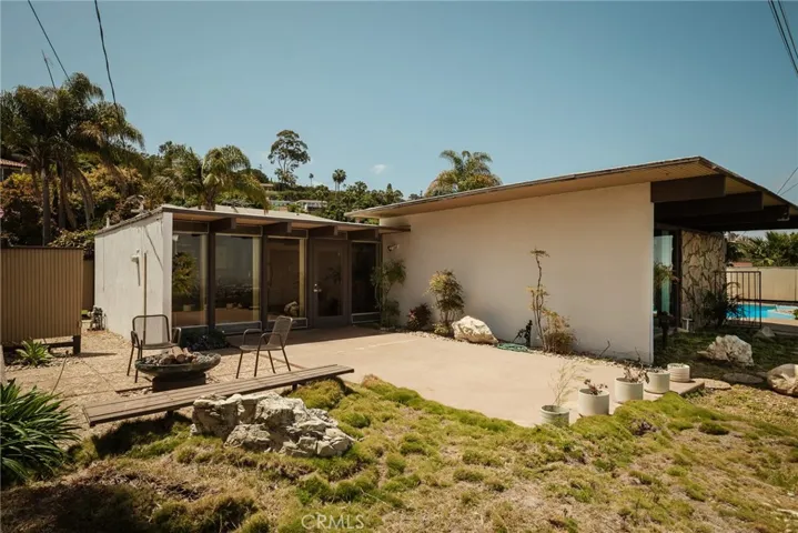 2072 Chandeleur Drive, Rancho Palos Verdes, California 90275