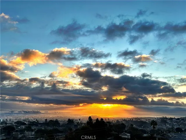 2072 Chandeleur Drive, Rancho Palos Verdes, California 90275
