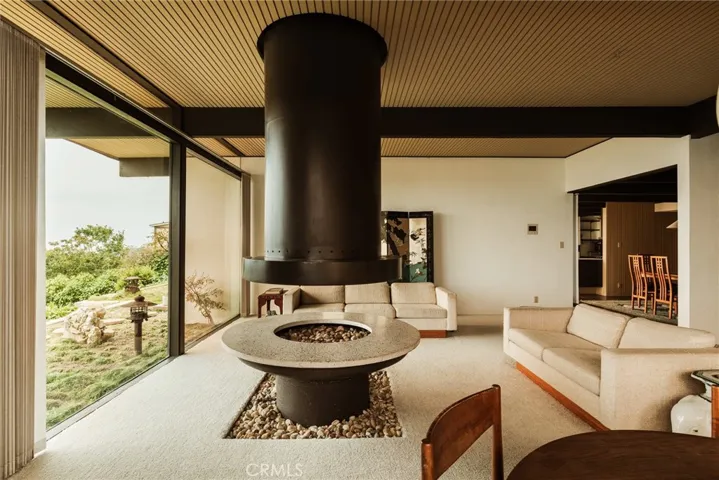 2072 Chandeleur Drive, Rancho Palos Verdes, California 90275