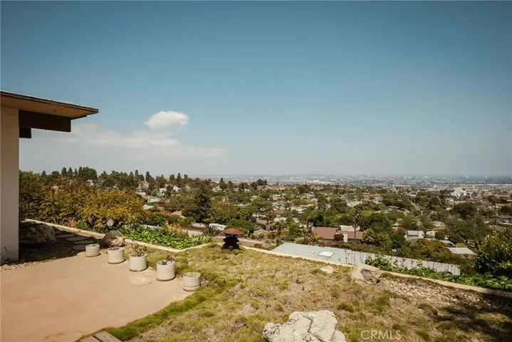 2072 Chandeleur Drive, Rancho Palos Verdes, California 90275