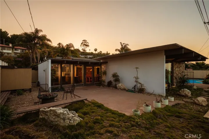 2072 Chandeleur Drive, Rancho Palos Verdes, California 90275