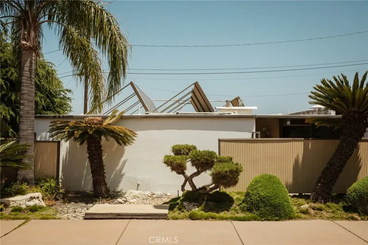2072 Chandeleur Drive, Rancho Palos Verdes, California 90275