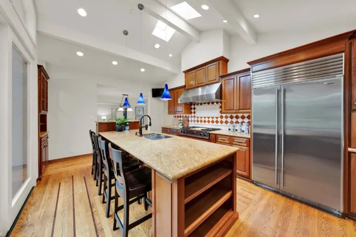 1527 Yew Street, San Mateo, California 94402