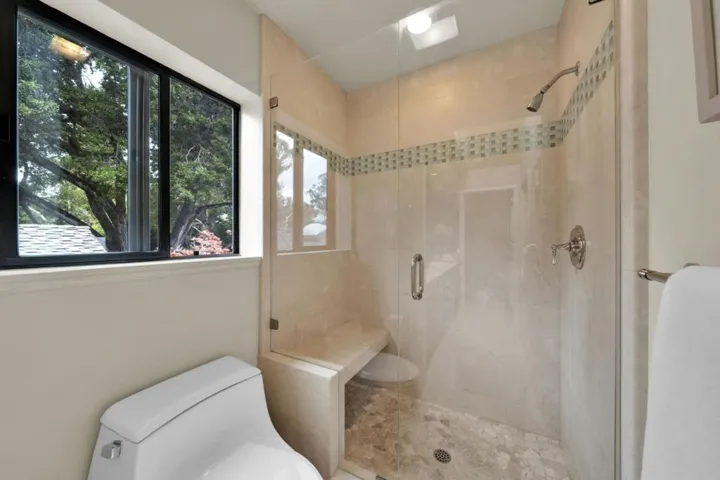1527 Yew Street, San Mateo, California 94402