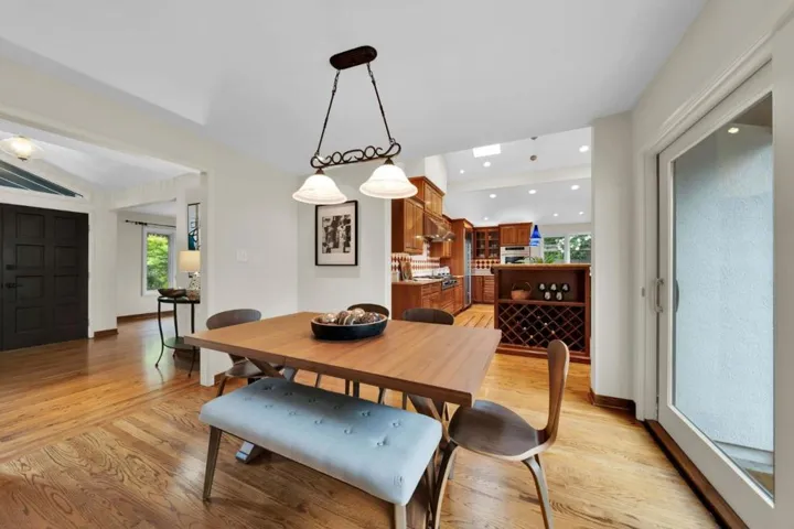 1527 Yew Street, San Mateo, California 94402