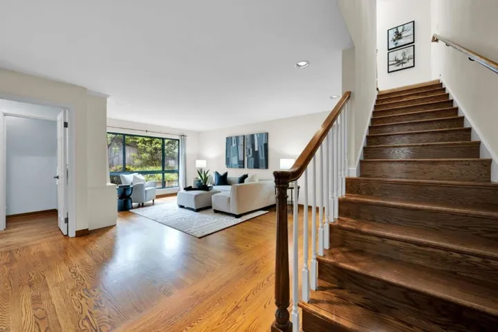 1527 Yew Street, San Mateo, California 94402