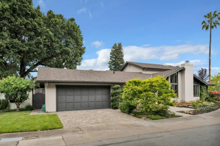 1527 Yew Street, San Mateo, California 94402