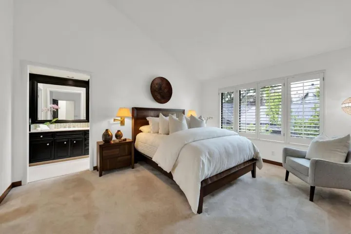 1527 Yew Street, San Mateo, California 94402