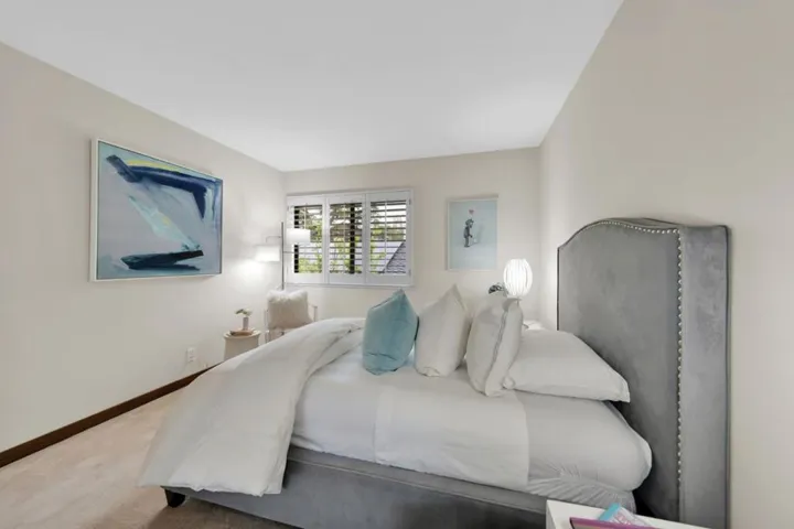 1527 Yew Street, San Mateo, California 94402