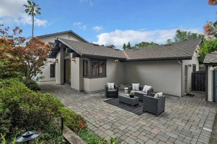 1527 Yew Street, San Mateo, California 94402