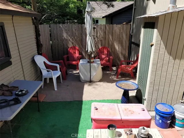 22725 Ponderosa Drive, Crestline, California 92325